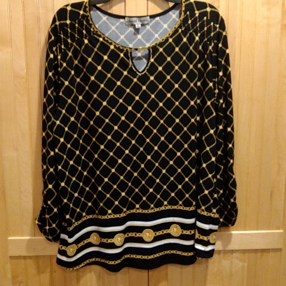 Women's dress shirt